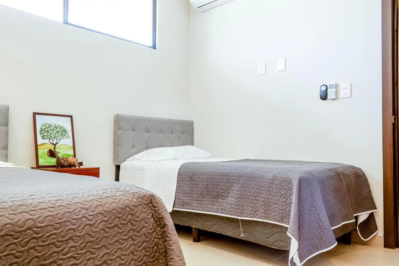 Hostpal Selvanova Playa Del Carmen Daire 0*,