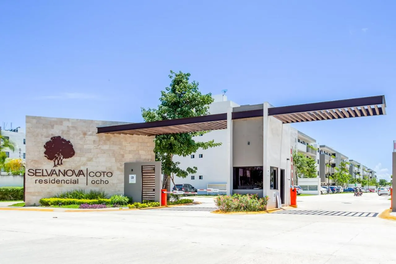 Hostpal Selvanova Playa Del Carmen Daire Meksika